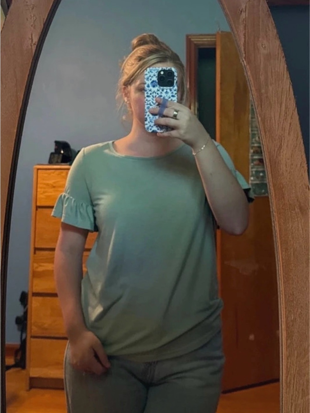 SHEIN Sage Green Short Sleeve Ruffle Sleeve Top